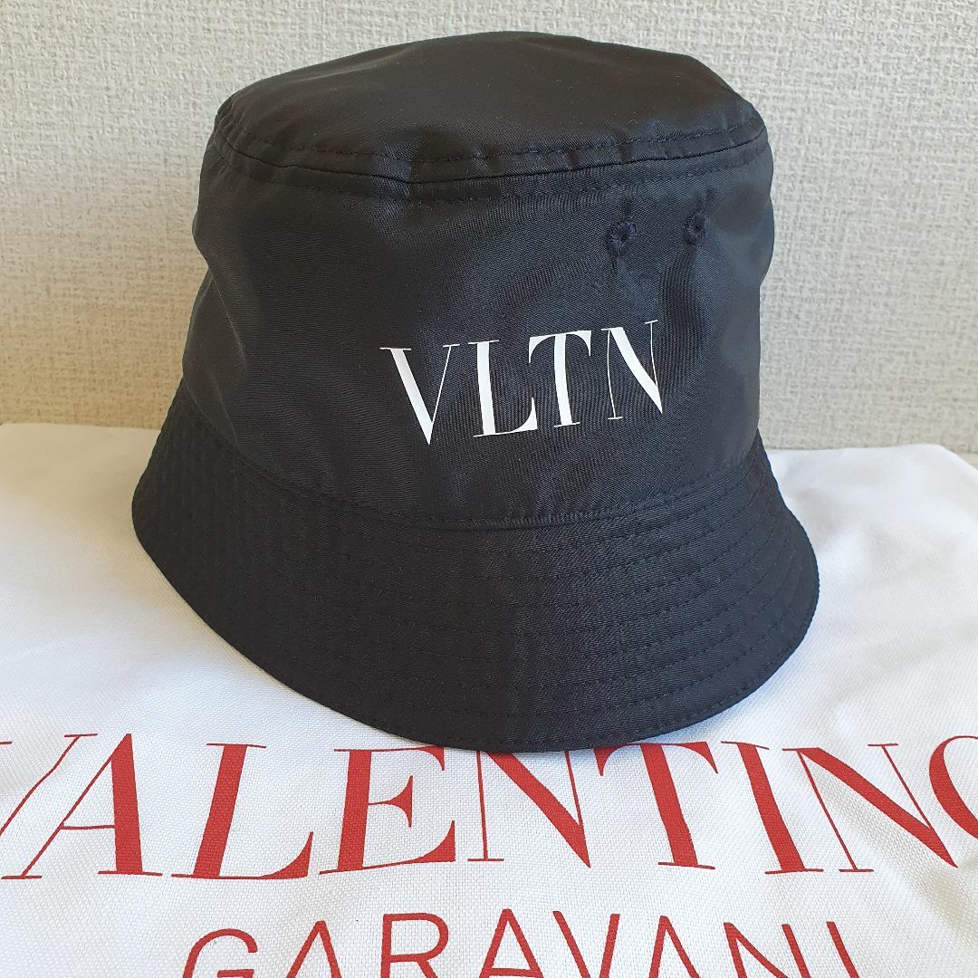 valentino garavani - 【新品・未使用】VALENTINO GARAVANIバケット