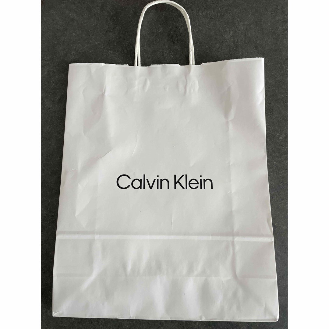 Calvin Klein(カルバンクライン)のCalvin Klein 紙袋 レディースのバッグ(ショップ袋)の商品写真