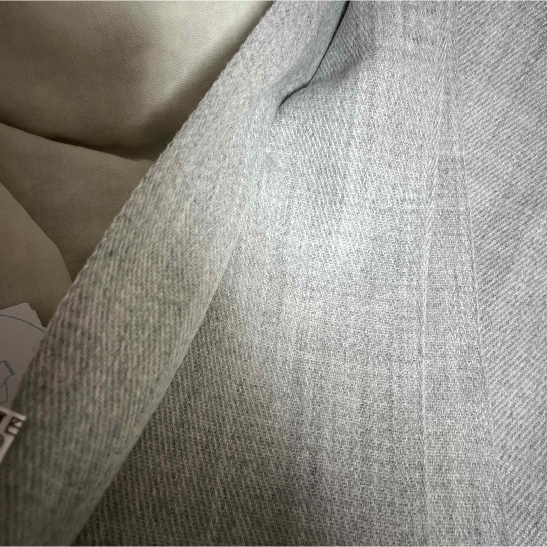 【新品】大判ストール　グレー レディースのファッション小物(マフラー/ショール)の商品写真