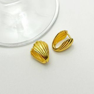 【匿名配送】ピアス レディース ゴールド 小ぶり 貝 金属アレルギー対応 18k(ピアス)