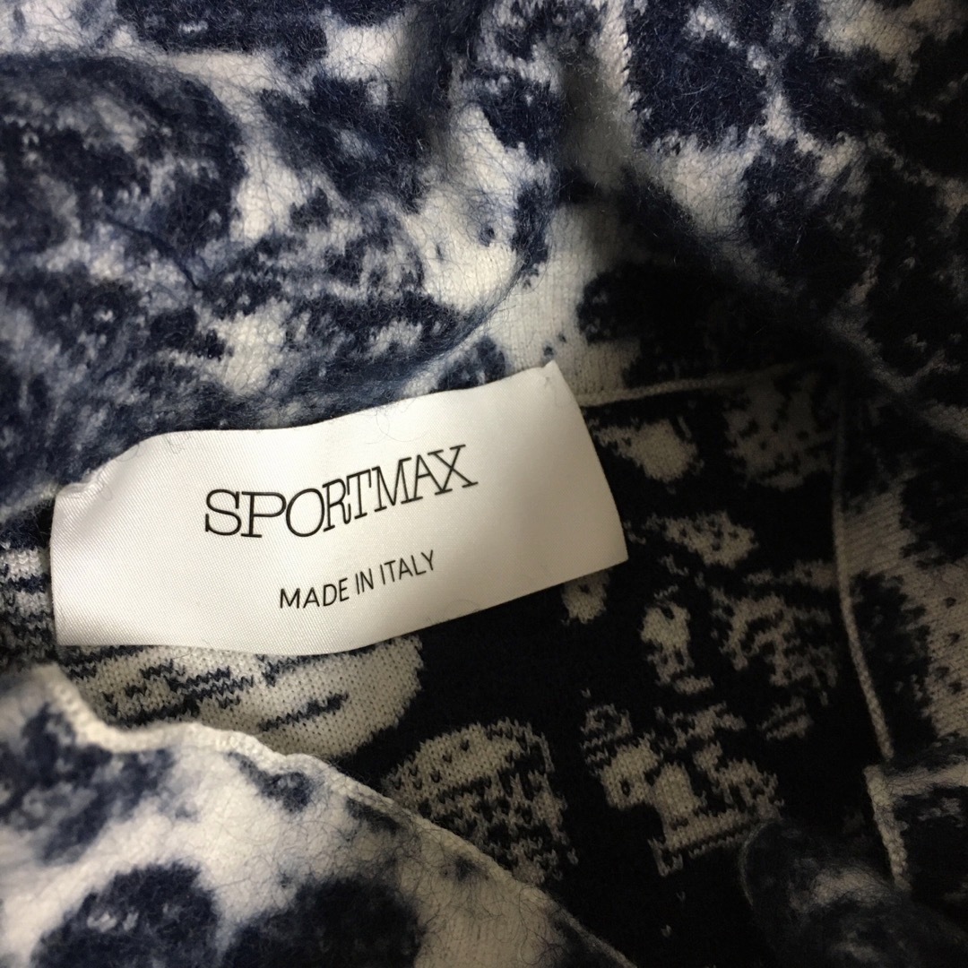 SPORTMAX（MAX MARA）(スポーツマックス)のスポーツマックス　ニットワンピース　M 未使用 レディースのワンピース(ひざ丈ワンピース)の商品写真