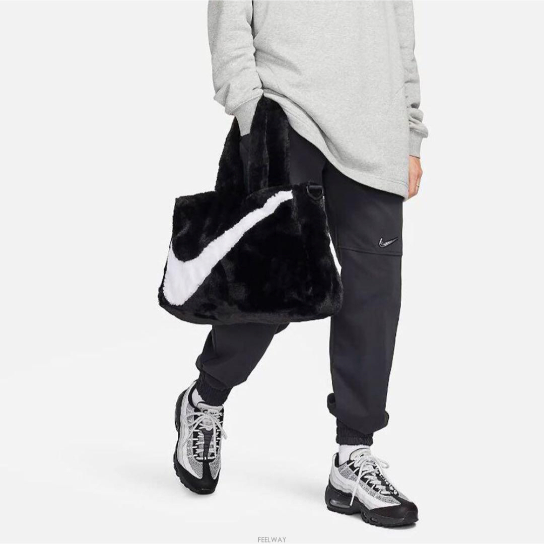 NIKE(ナイキ)の【完売品】NIKE W NSW FX FUR TOTE HO23 BLACK レディースのバッグ(トートバッグ)の商品写真