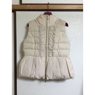 トゥービーシック(TO BE CHIC)の☆極美品☆To BE CHIC フリルダウンベスト40(ダウンベスト)