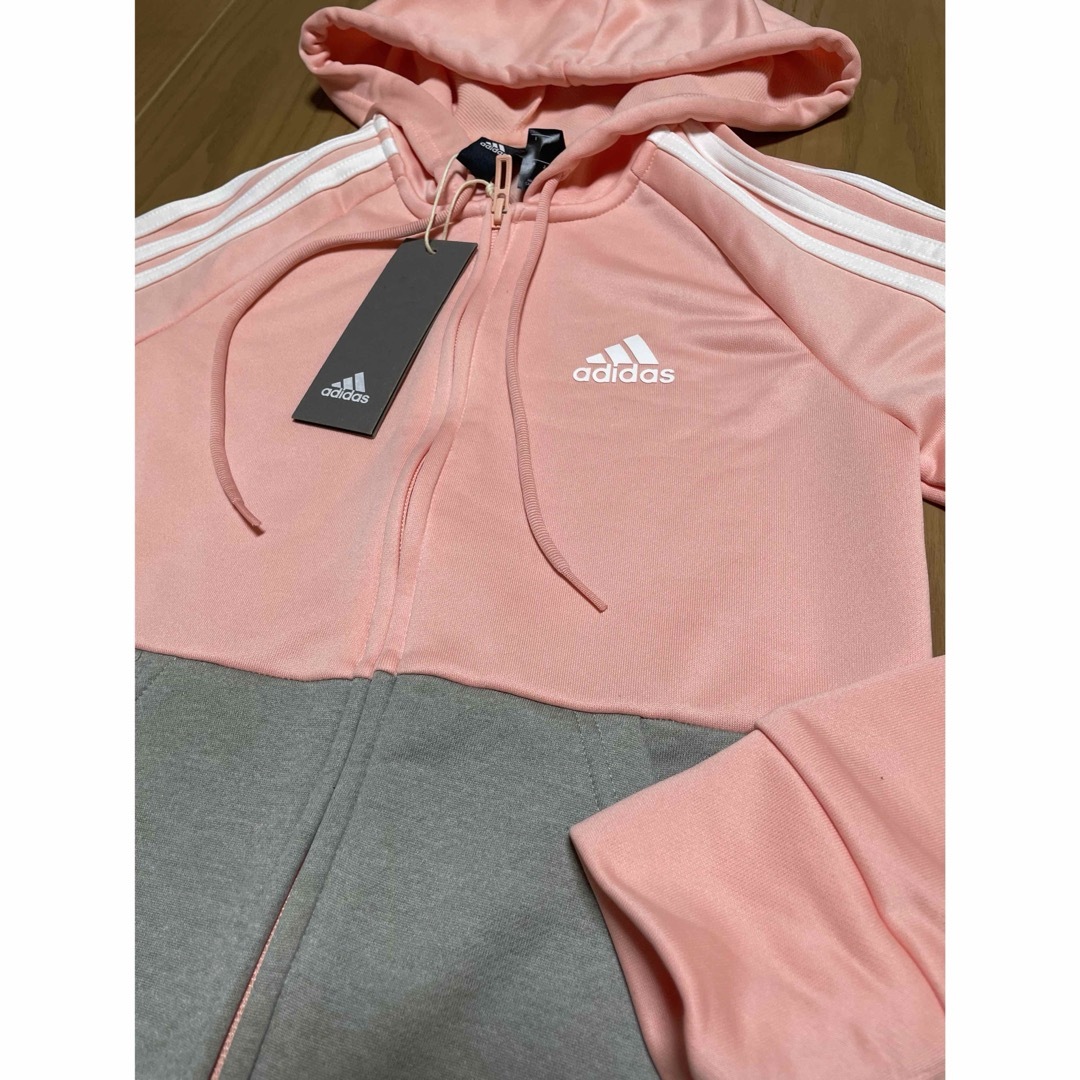 adidas(アディダス)のアディダス　ジャージ　レディースSサイズ　新品 スポーツ/アウトドアのランニング(ウェア)の商品写真