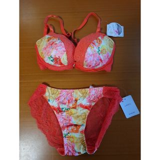 田中様専用　SHAKE BODY　SAYAKAブラジャーショーツセット(ブラ&ショーツセット)