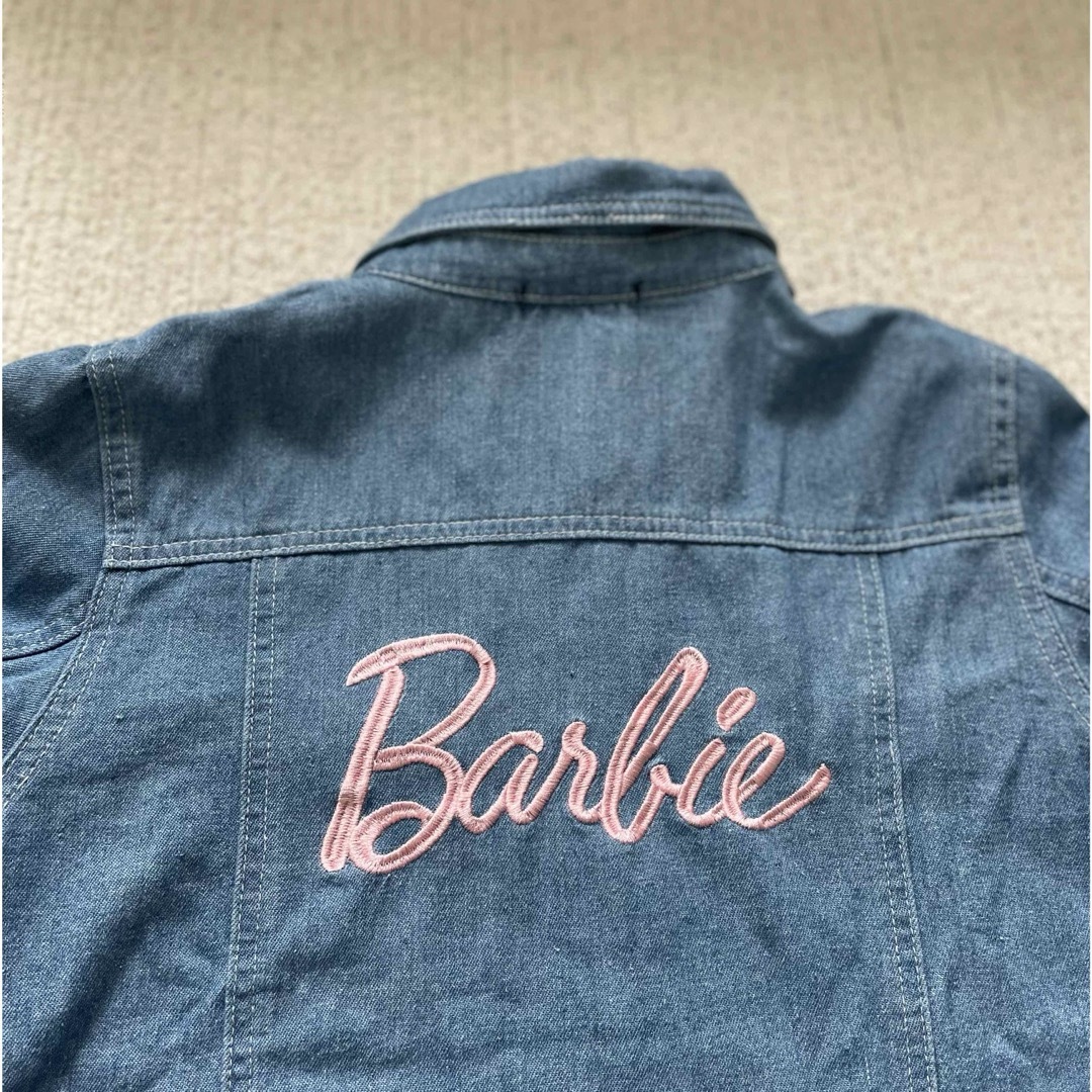 Barbie(バービー)のBarbie バービー　デニムジャケット　美品 キッズ/ベビー/マタニティのキッズ服女の子用(90cm~)(ジャケット/上着)の商品写真