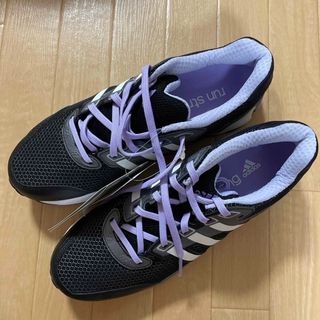 アディダス(adidas)のadidas スニーカー　24.5センチ(スニーカー)