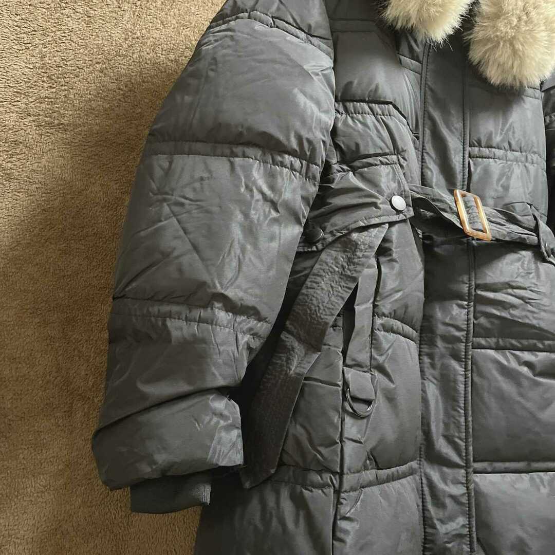 Lサイズ 豪華ファーフード レディース ダウンコート ブラック U555 レディースのジャケット/アウター(ロングコート)の商品写真