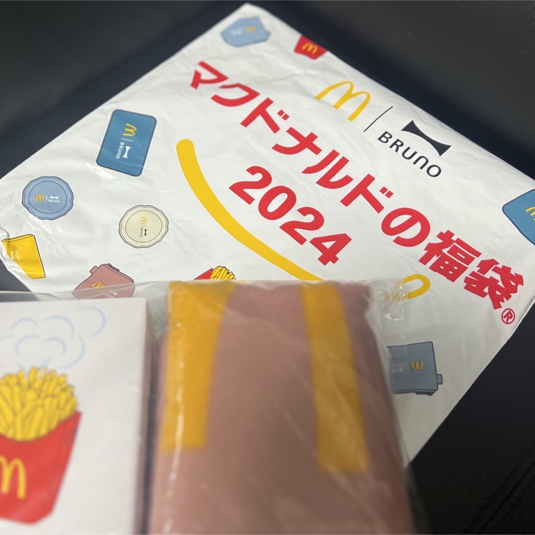 マクドナルド(マクドナルド)の✴︎グッズのみ✴︎　マクドナルド2024年度福袋 エンタメ/ホビーのコレクション(ノベルティグッズ)の商品写真