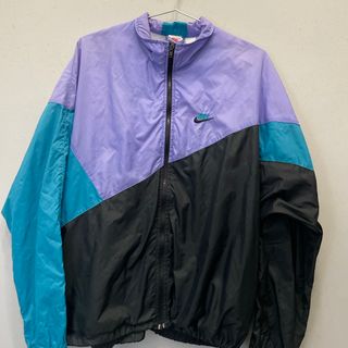 ナイキ(NIKE)の80〜90s NIKE ナイロンジャケット　グレータグ　L(ナイロンジャケット)