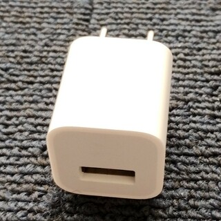 アップル(Apple)のアップル  純正 充電器(バッテリー/充電器)