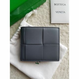 【Aランク】BOTTEGA VENETA ボッテガヴェネタ イントレチャート 二つ折り 札入れ 財布 464904 ネイビー系【ISEYA】メンズ