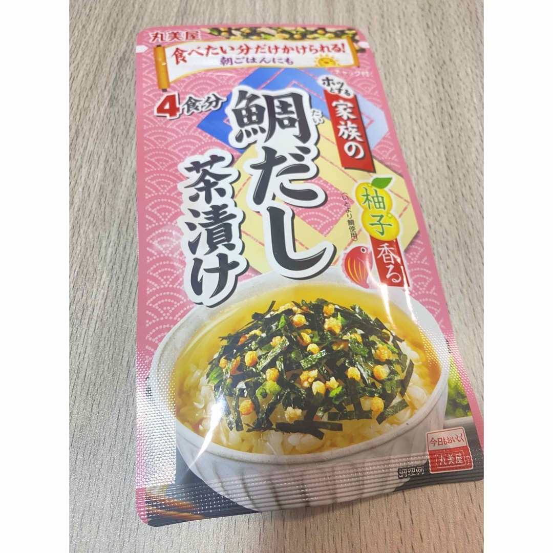 丸美屋(マルミヤ)のお茶漬け　丸美屋　鯛だし茶漬け 食品/飲料/酒の食品(その他)の商品写真