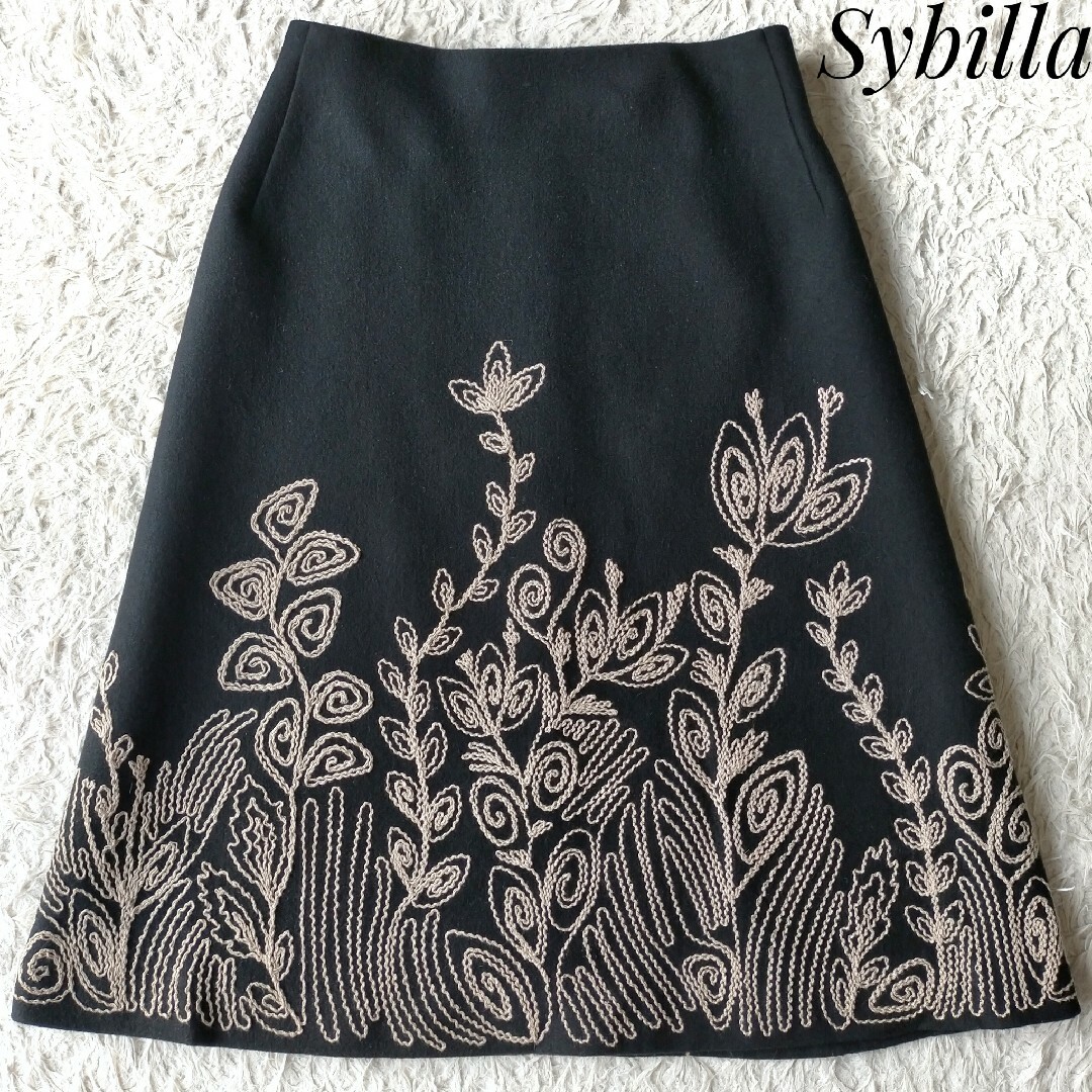 【シビラ】刺繍スカート M ブラック 台形 ウール SybillaサイズM
