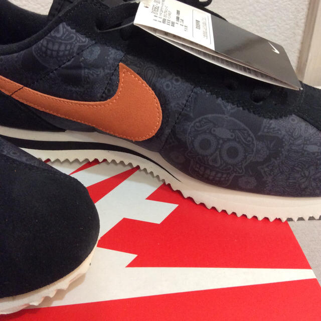 NIKE(ナイキ)の【希少品新品】NIKE CORTEZ BASIC PREM QS 27cm メンズの靴/シューズ(スニーカー)の商品写真