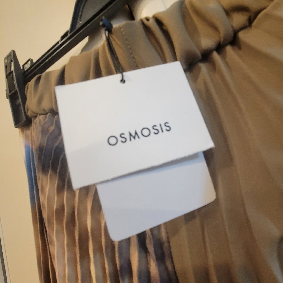 OSMOSIS(オズモーシス)のプリーツパンツ　オズモーシス レディースのパンツ(カジュアルパンツ)の商品写真