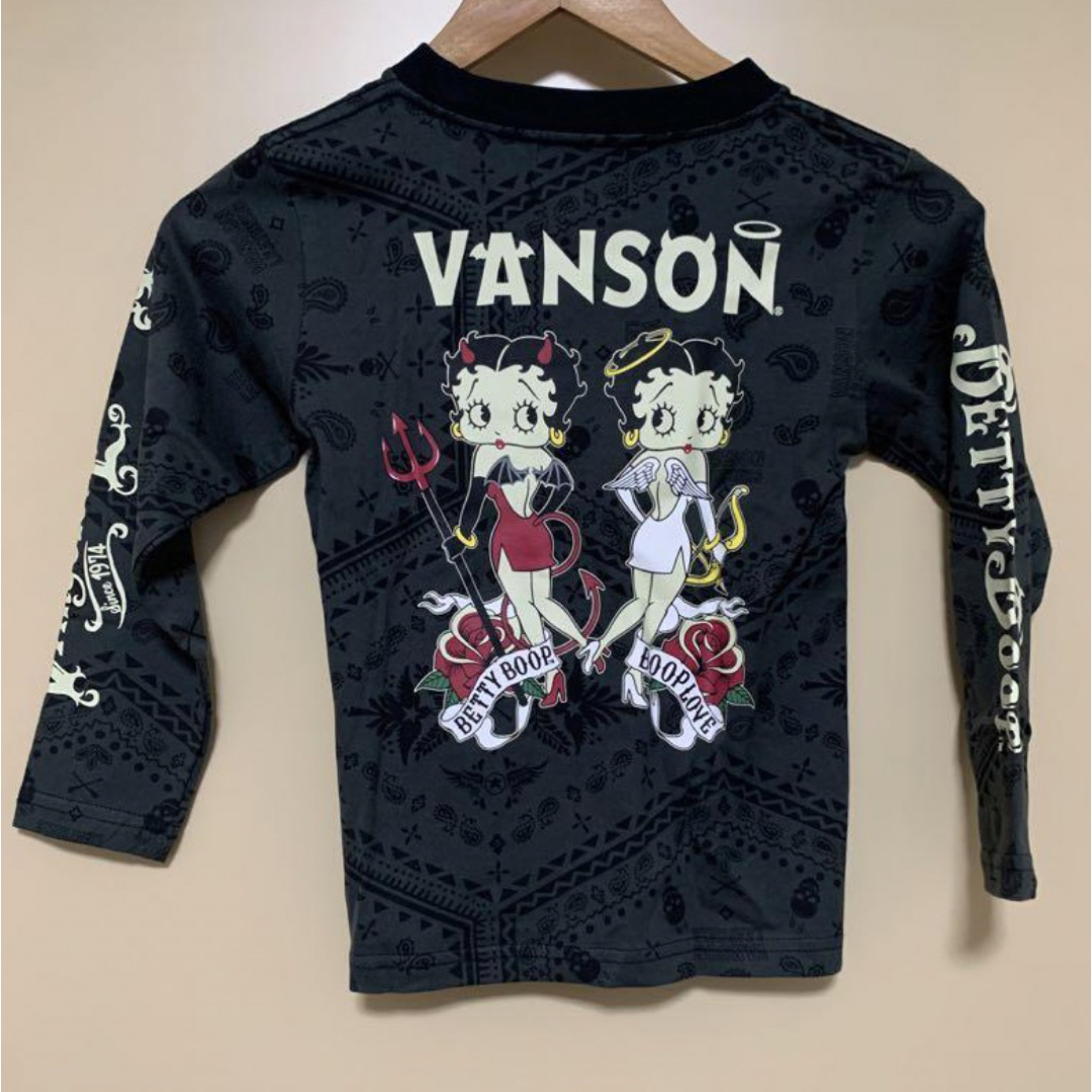 VANSON(バンソン)のVANSON×BETTYBOOP キッズロンT 120 キッズ/ベビー/マタニティのキッズ服男の子用(90cm~)(Tシャツ/カットソー)の商品写真