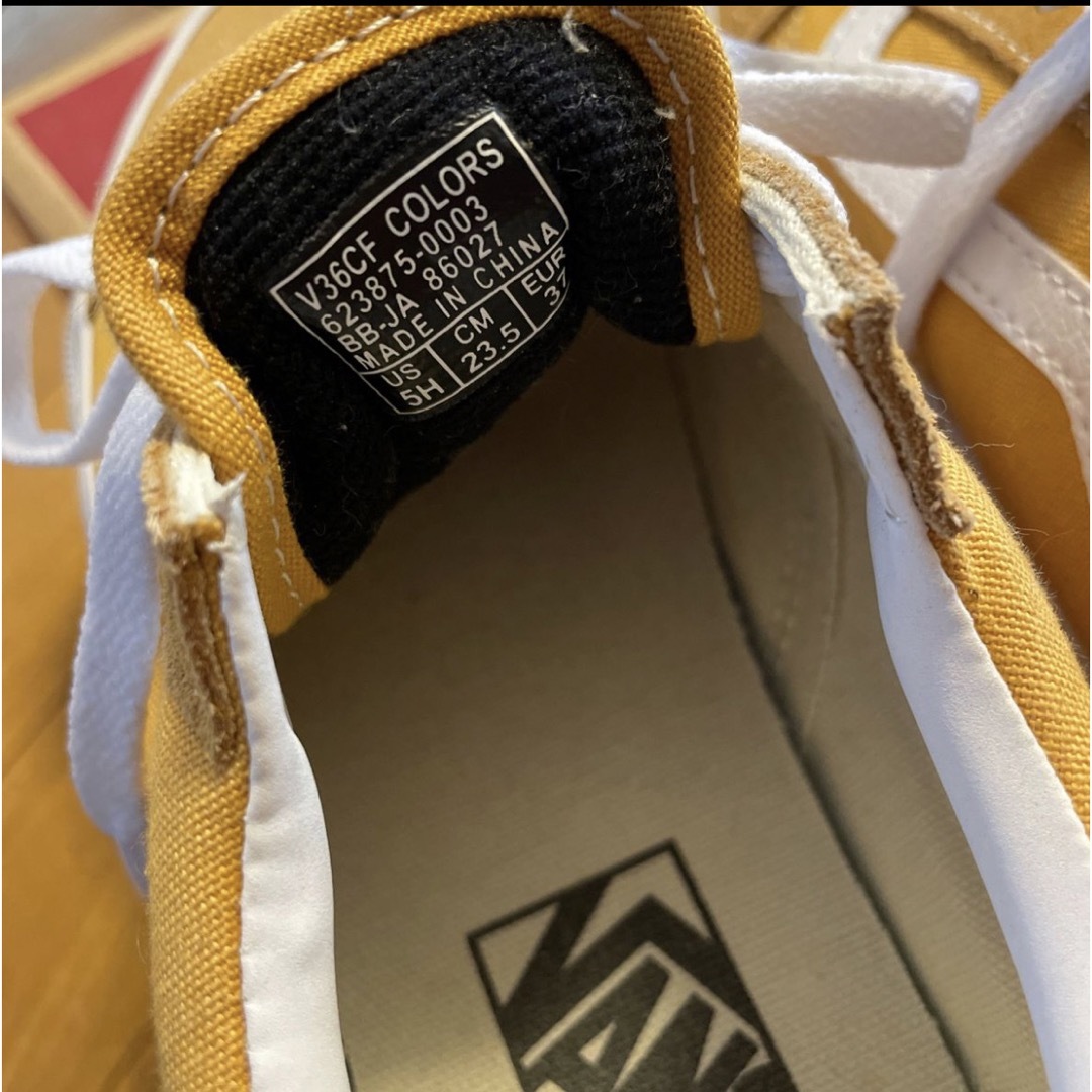 VANS(ヴァンズ)の【VANS】美品　スニーカー 23.5  レディースの靴/シューズ(スニーカー)の商品写真