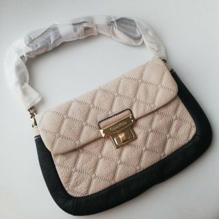 カルバンクライン(Calvin Klein)のカルバンクライン　ショルダーバッグ　ショルダー　ミニバッグ　高見え　キルティング(ショルダーバッグ)