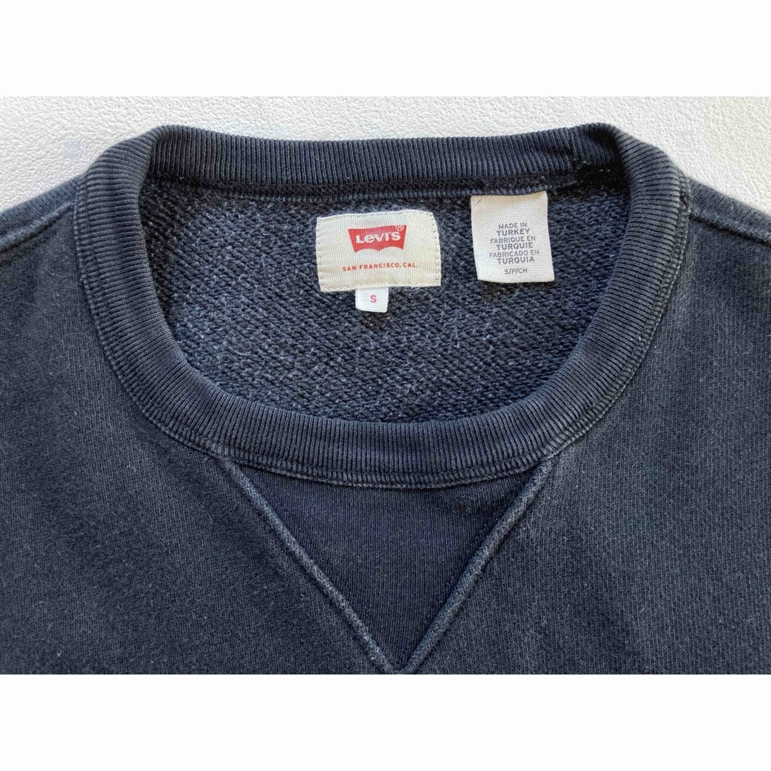 Levi's(リーバイス)のLevi's リーバイス スウェット ブラック 日本標準サイズM メンズのトップス(スウェット)の商品写真