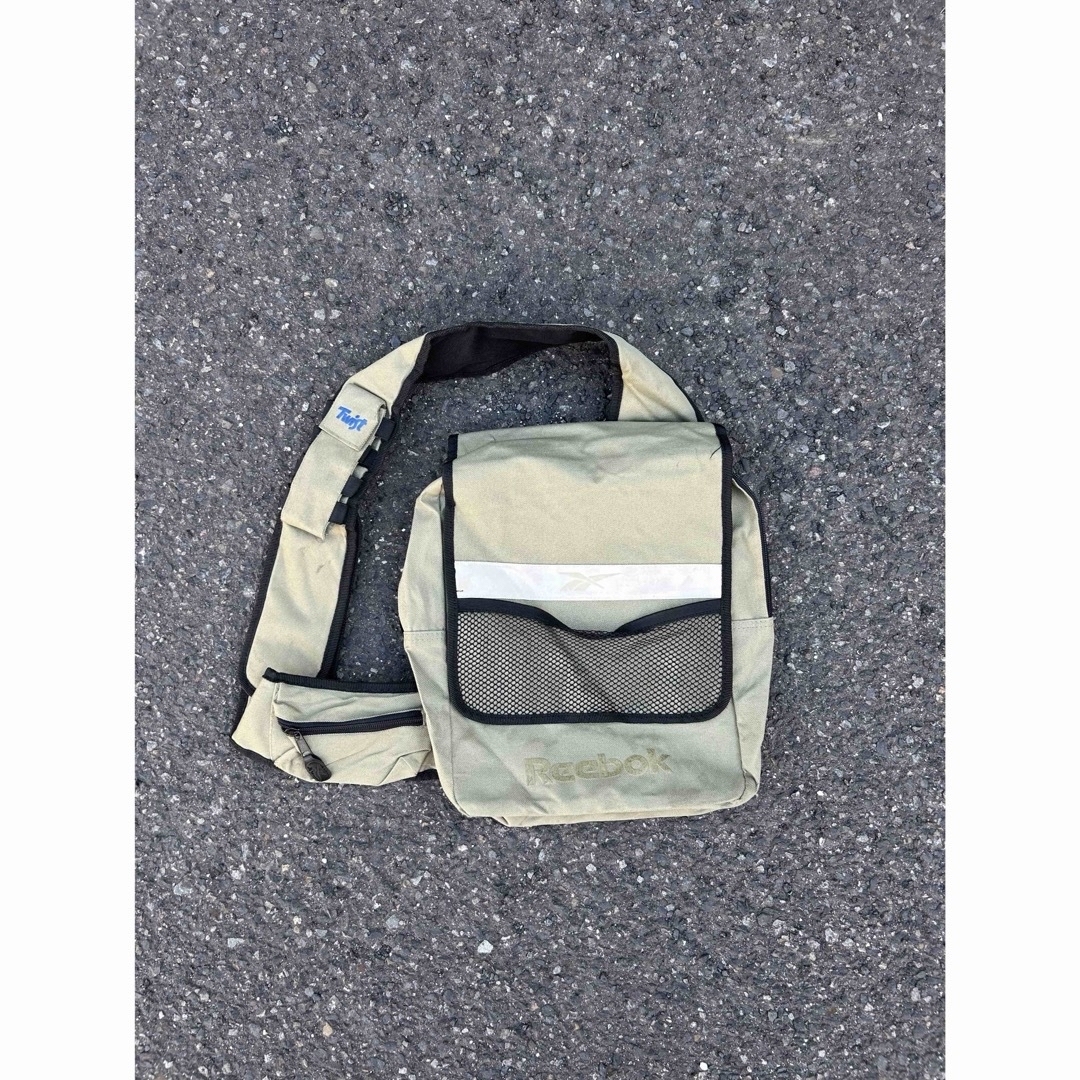 90s 00s Reebok ワンショルダーバッグ スリングバッグ y2k | フリマアプリ ラクマ 90s 00s Reebok ワンショルダーバッグ スリングバッグ y2k | フリマアプリ ラクマ