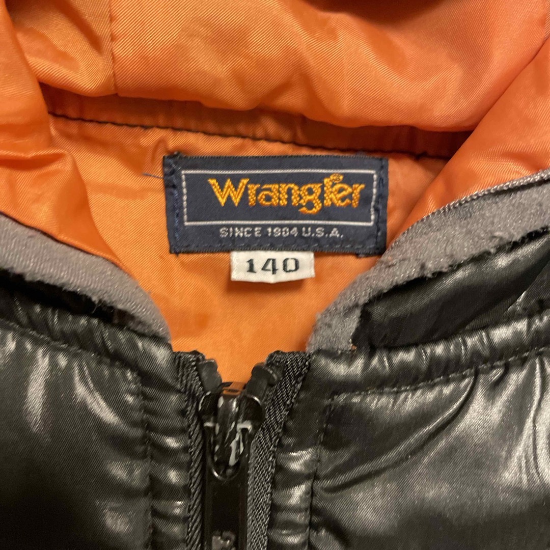 Wrangler(ラングラー)のラングラー wrangler アメカジ 中綿 ナイロン フーディ ジャケット キッズ/ベビー/マタニティのキッズ服男の子用(90cm~)(ジャケット/上着)の商品写真