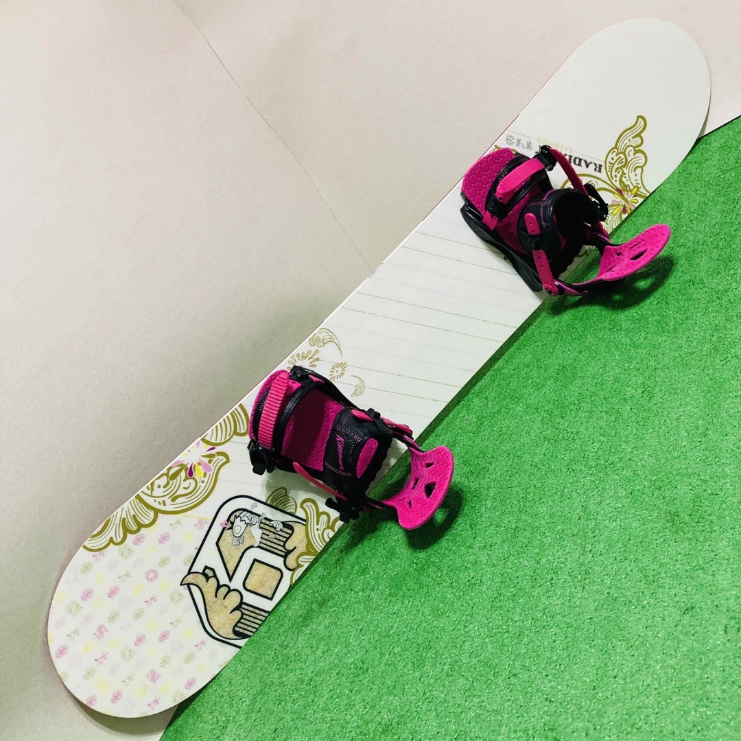 SALOMON(サロモン)のかわいい 大人気 サロモン RADIANT × kissmark スノーボード スポーツ/アウトドアのスノーボード(ボード)の商品写真