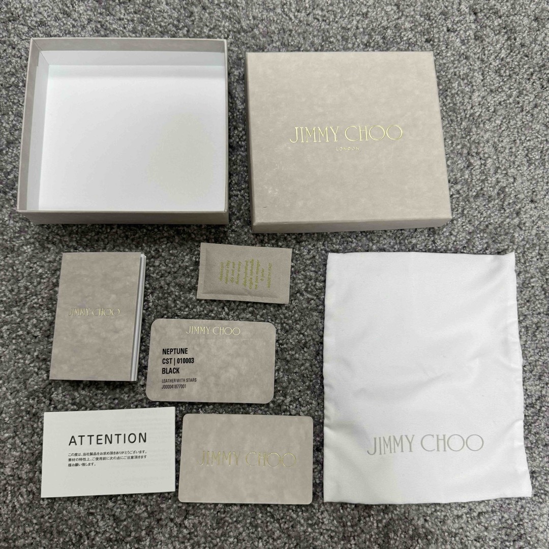 JIMMY CHOO(ジミーチュウ)の美品　JIMMY CHOO 空き箱　巾着　ショッパー レディースのバッグ(ショップ袋)の商品写真