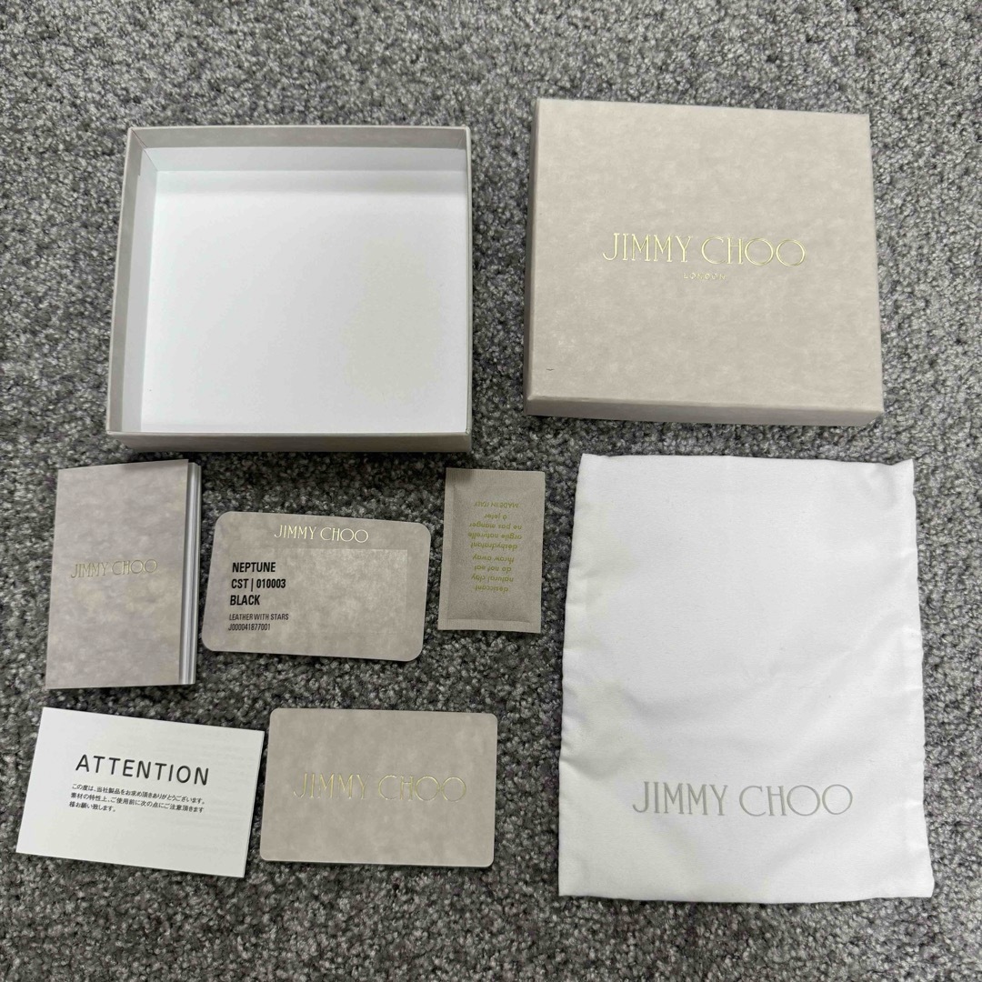 JIMMY CHOO(ジミーチュウ)の美品　JIMMY CHOO 空き箱　巾着　ショッパー レディースのバッグ(ショップ袋)の商品写真