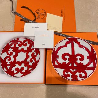 エルメス(Hermes)の新品未使用 エルメス ガダルキヴィール パンプレート 17cm ペア 付属品完備(食器)