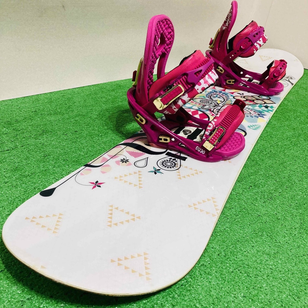 SALOMON(サロモン)の大人気 サロモン LOTUS × FLUX G30 スノーボード 初心者 女性 スポーツ/アウトドアのスノーボード(ボード)の商品写真