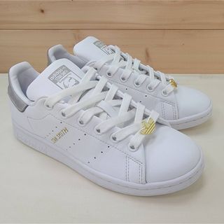 スタンスミス(STANSMITH（adidas）)のアディダス スタンスミス ホワイト/グレー/ゴールド 22cm(スニーカー)