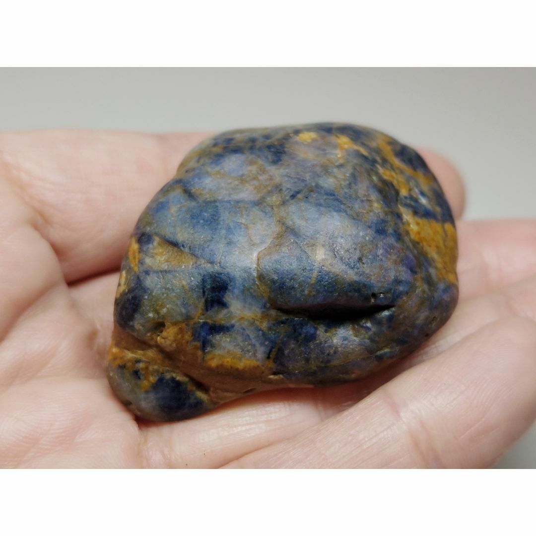 サファイア 88g コランダム 鉱物 原石 自然石 鑑賞石 誕生石 水石 翡翠コレクション