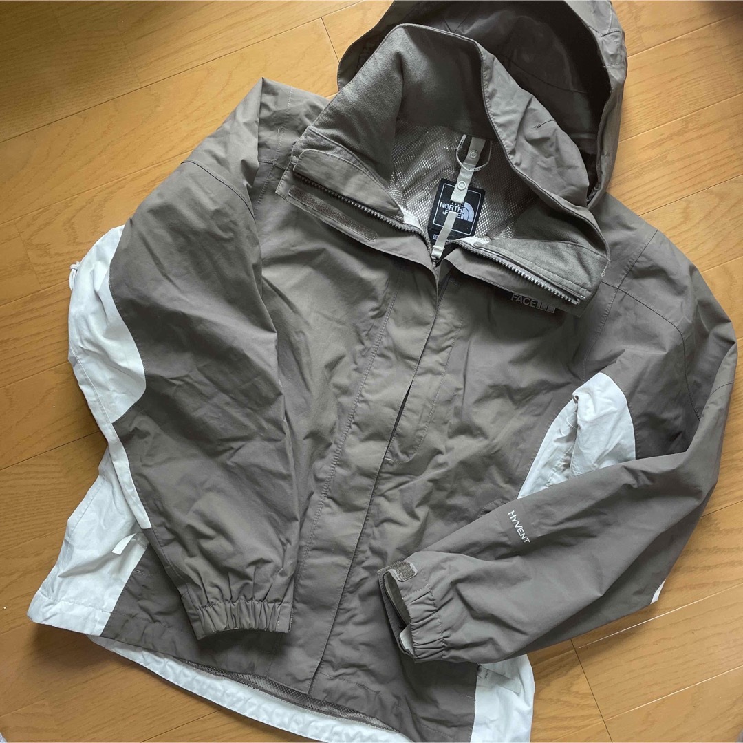 THE NORTH FACE(ザノースフェイス)の専用！美品　ノースフェイス　ジャケット　xs レディースのジャケット/アウター(ブルゾン)の商品写真