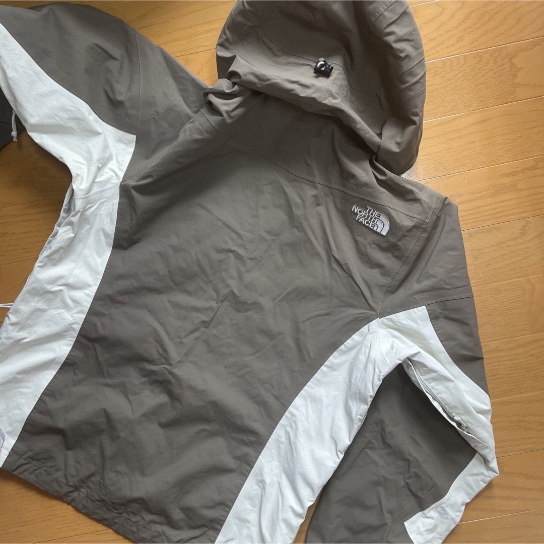 THE NORTH FACE(ザノースフェイス)の専用！美品　ノースフェイス　ジャケット　xs レディースのジャケット/アウター(ブルゾン)の商品写真