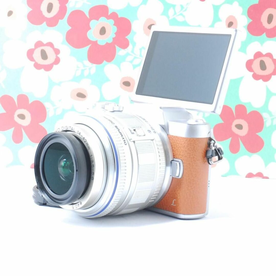 ❤Wi-fi機能搭載❤️LUMIX DC-GF7❤タッチパネル操作❤大人気❤マイクロファイバークロス