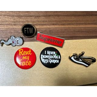 シュプリーム(Supreme)のSupreme Pins Crusher pins ピンズ クラッシャーピンズ(その他)