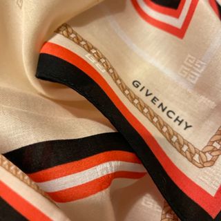 ジバンシィ(GIVENCHY)のジバンシィ　ハンカチ　スカーフ　未使用　　　ミニマル　ボーダーチェーン　 4G(ハンカチ)