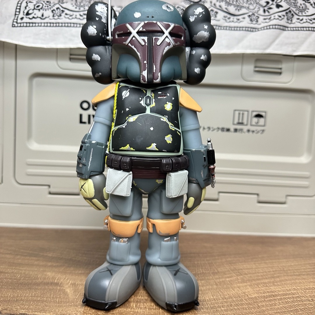 フィギュアKAWS Star Warsカウズ スター ウォーズ フィギュア