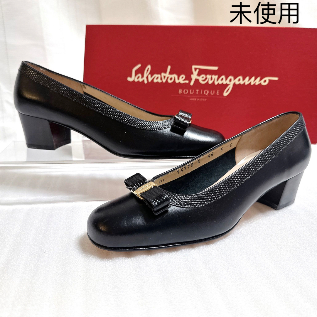 Salvatore Ferragamo - フェラガモ ヴァラリボン パンプス サンダル