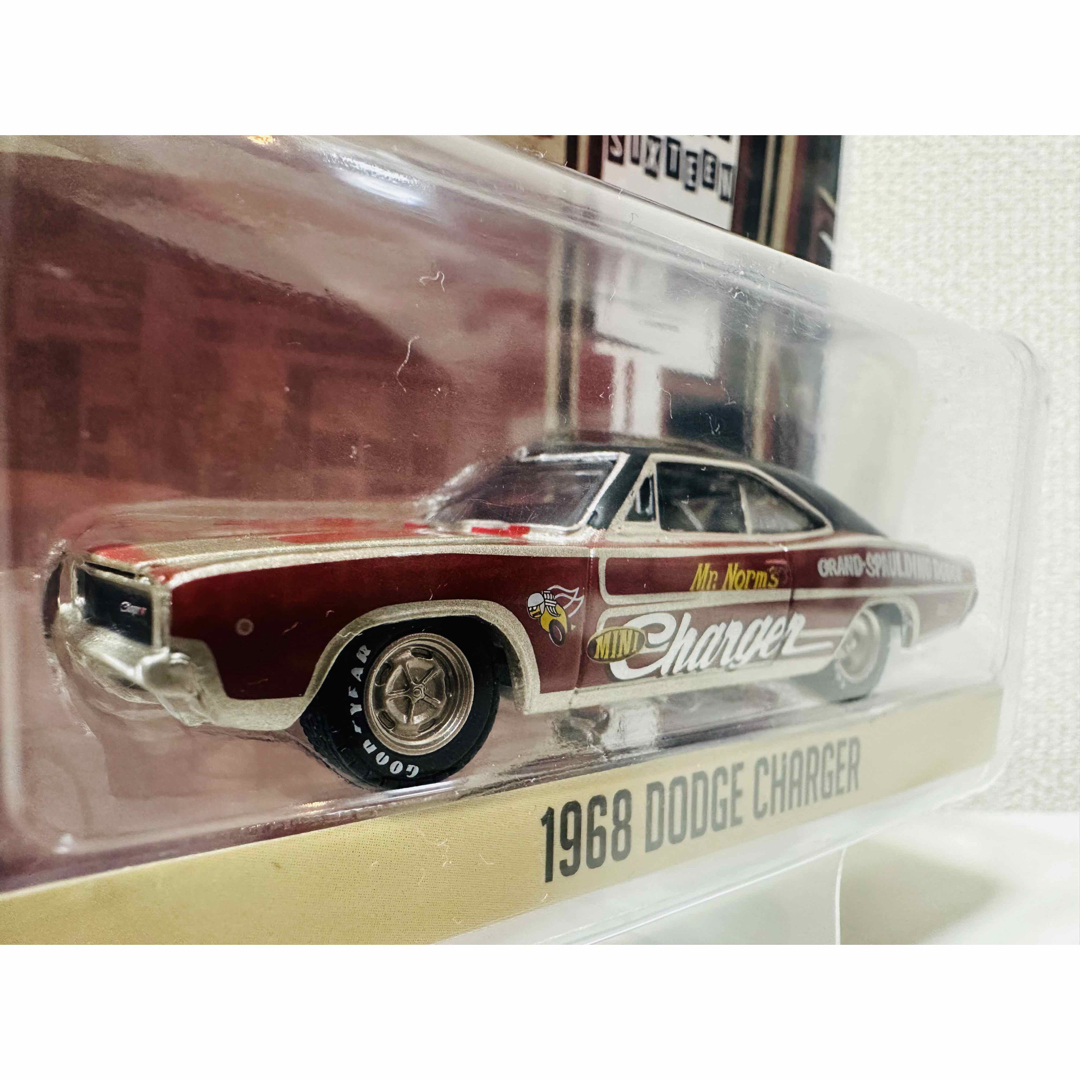 Chrysler(クライスラー)のGLグリーンライト/'68Dodgeダッジ Chargerチャージャー 1/64 エンタメ/ホビーのおもちゃ/ぬいぐるみ(ミニカー)の商品写真