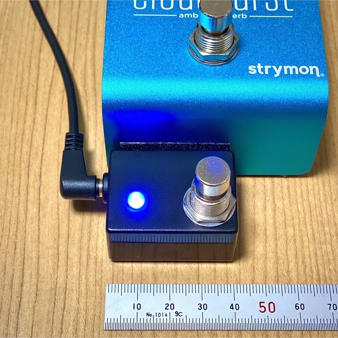 Strymon ストライモン用フェイバリットスイッチ[小型タイプ・黒] 楽器のギター(エフェクター)の商品写真