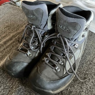 シリオ(SIRIO)のSIRIO 登山靴　シューズ　26センチ　トレッキングシューズ(登山用品)