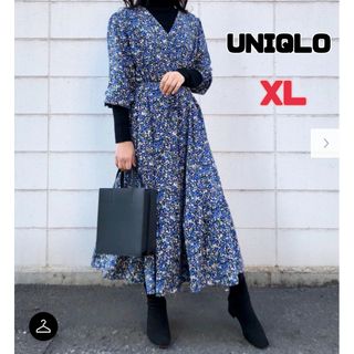 ユニクロ(UNIQLO)のUNIQLO プリントＶネックフレアワンピース 前開き 7分袖 XL(ロングワンピース/マキシワンピース)