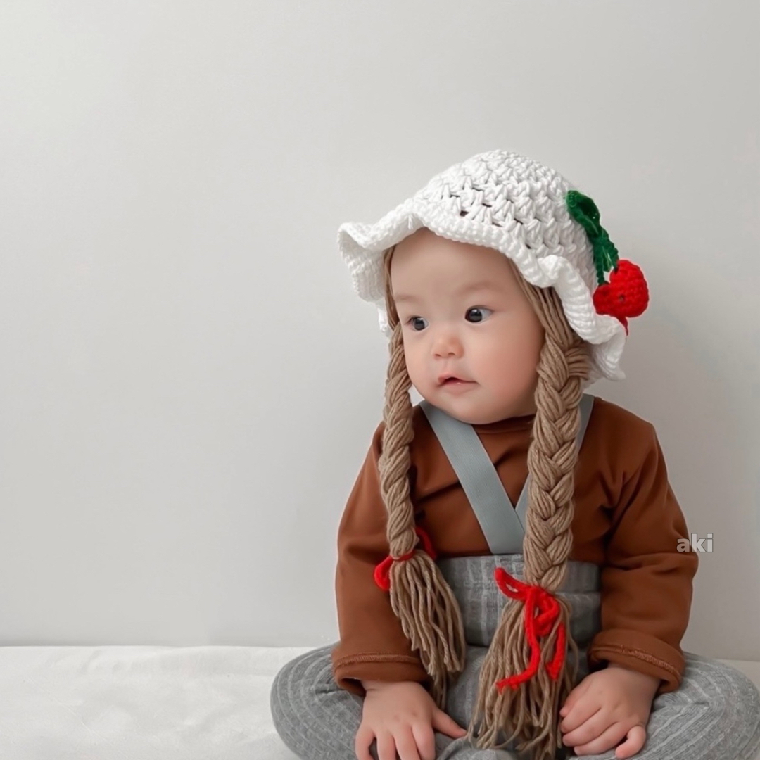 子ども用 三つ編み フレア ニット帽 可愛い なりきり コスプレ ベビー帽子 キッズ/ベビー/マタニティのこども用ファッション小物(帽子)の商品写真