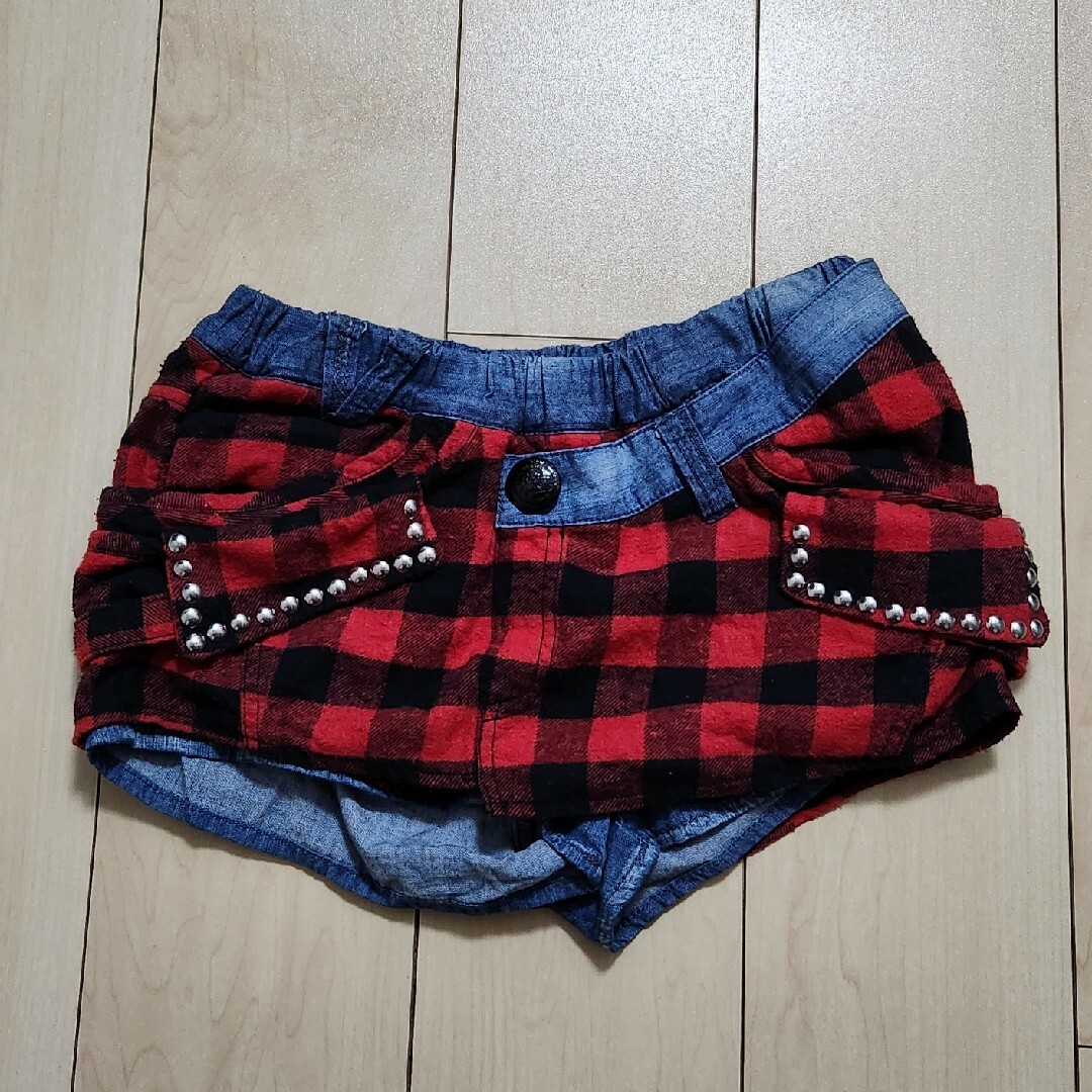 ダイヤ美品☆BACKSのショートパンツ