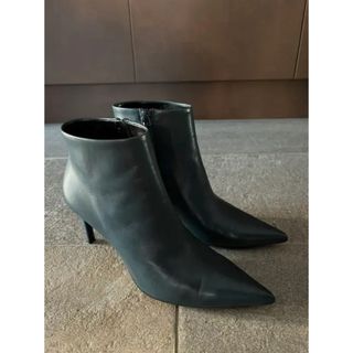 バレンシアガ(Balenciaga)の【美品】バレンシアガ レザーブーツ ティールグリーン 37.5(ブーツ)