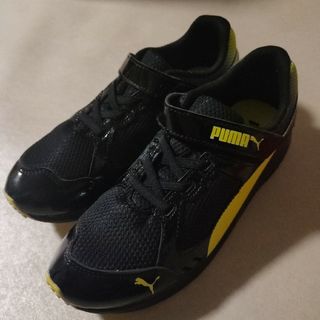 プーマ(PUMA)のプーマ　キッズ　新品スニーカー　サイズ23cm(スニーカー)