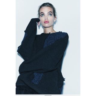 ザラ(ZARA)の【タグ付き】ZARA  ザラ　オーバーサイズ　パッチワーク　ニットセーター　M(ニット/セーター)