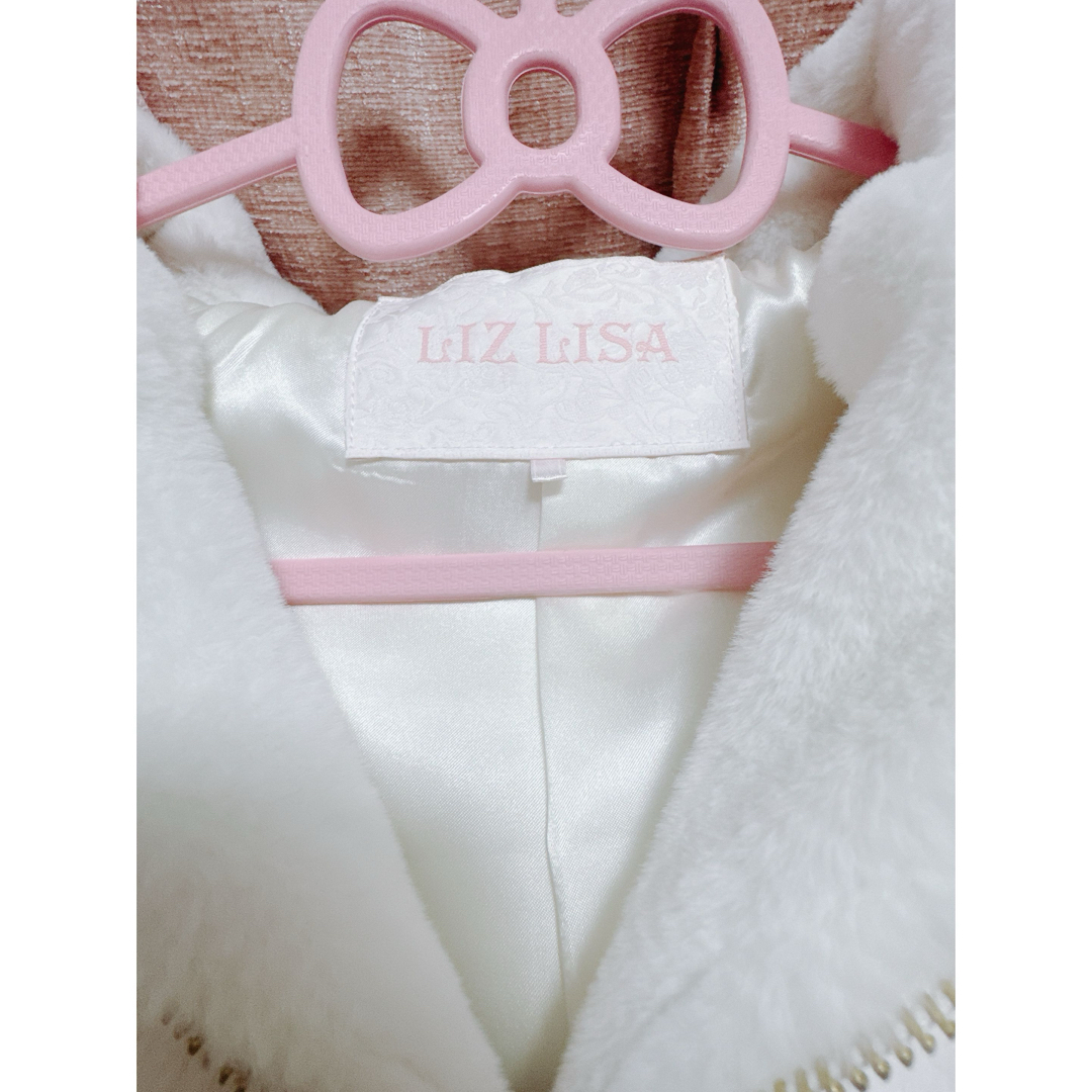 LIZ LISA(リズリサ)のLIZ LISA うさ耳ファーブルゾン ホワイト レディースのジャケット/アウター(ブルゾン)の商品写真